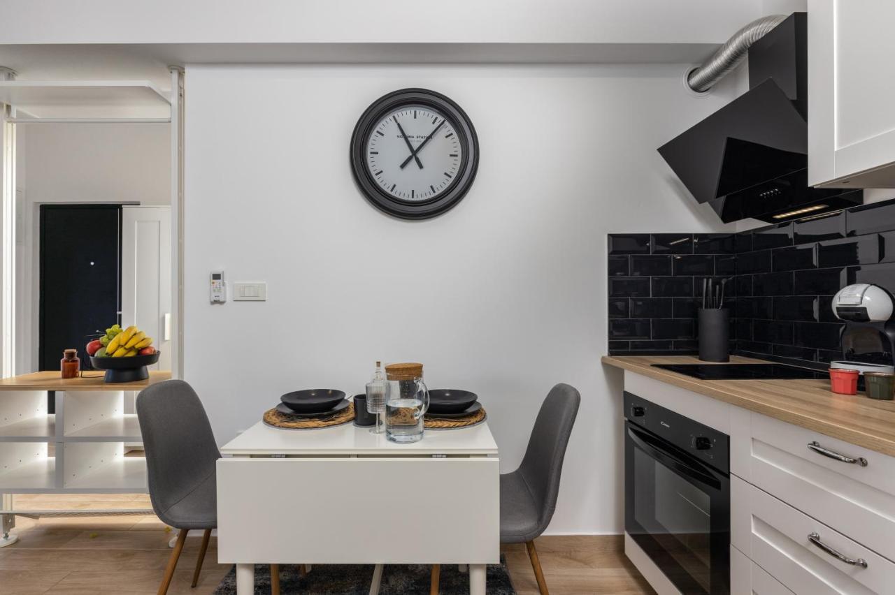 Agostini - Self Check-In Studios - Free Gated Parking On Site Rijeka Exterior foto