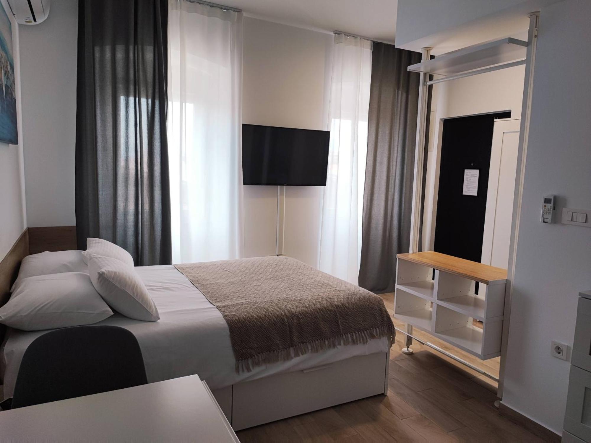 Agostini - Self Check-In Studios - Free Gated Parking On Site Rijeka Exterior foto